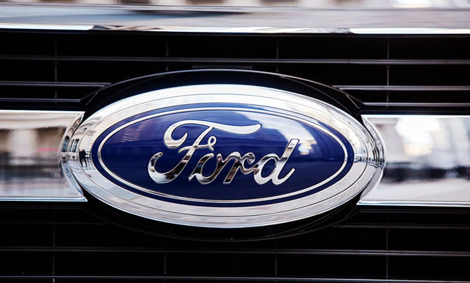 Ford amplía llamado a revisión a 2.3 millones de autos en Norteamérica